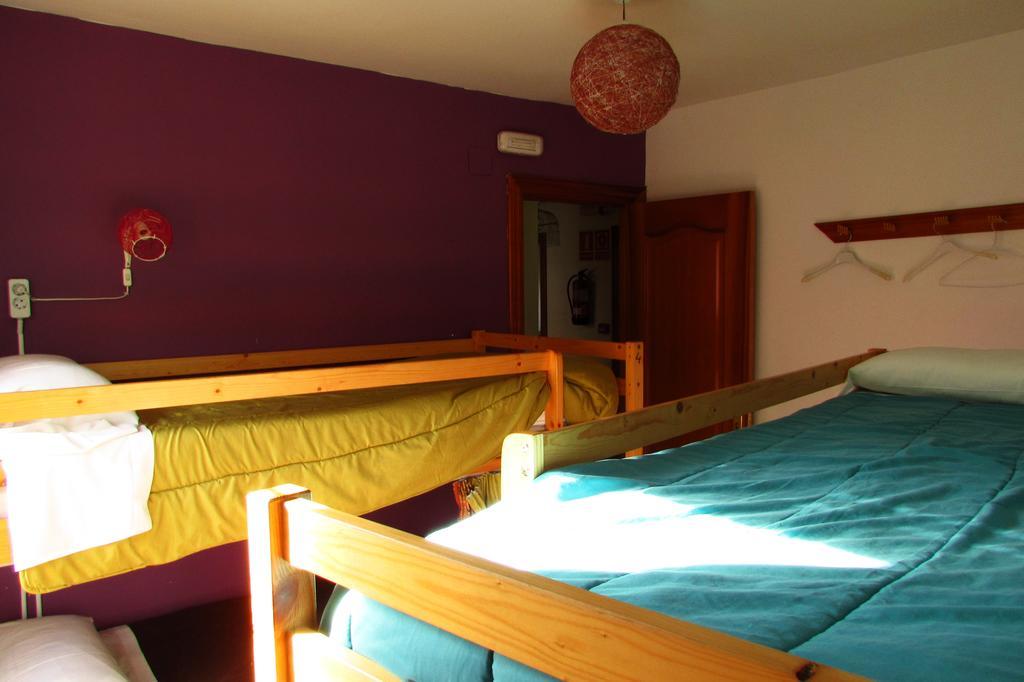 Duermevela Hostel Segovia Ngoại thất bức ảnh
